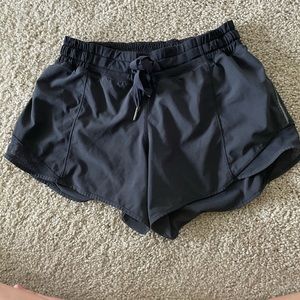 Lululemon black hotty hot shorts